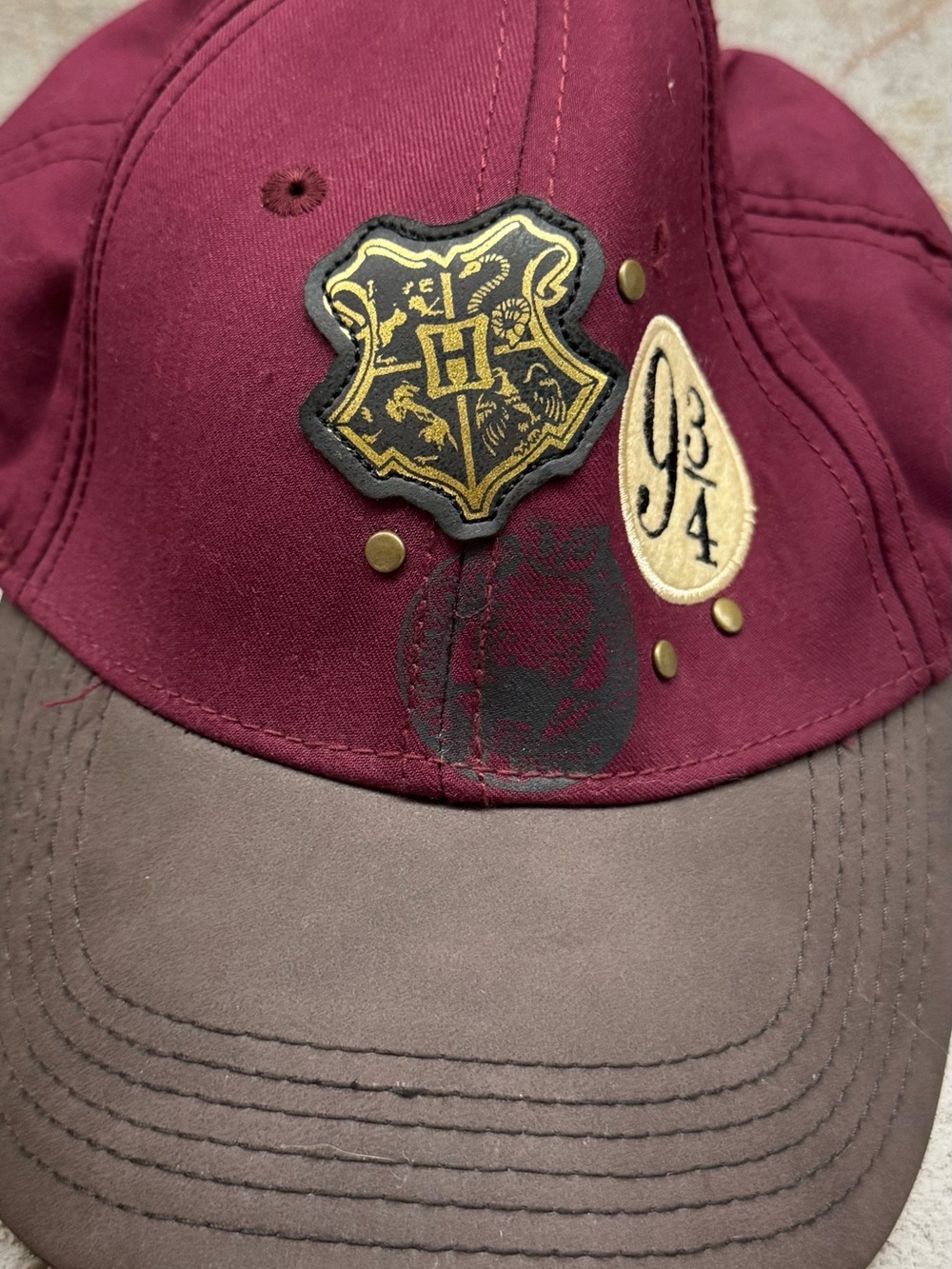 Warner Bros. Harry Potter Hogwarts Crest Burgundy & Black Cap Hat Movie Lover